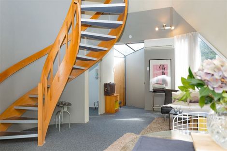 Photo of property in 2/280 Memorial Avenue, Burnside, Christchurch, 8053