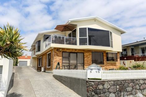 Photo of property in 2/5 Hine Street, New Plymouth, 4310