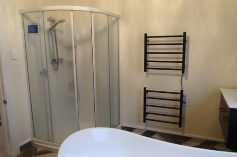 Photo of property in 11 Ada Street, Hokowhitu, Palmerston North, 4410