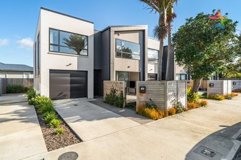 Photo of property in 1b Wai-iti Crescent, Woburn, Lower Hutt, 5010