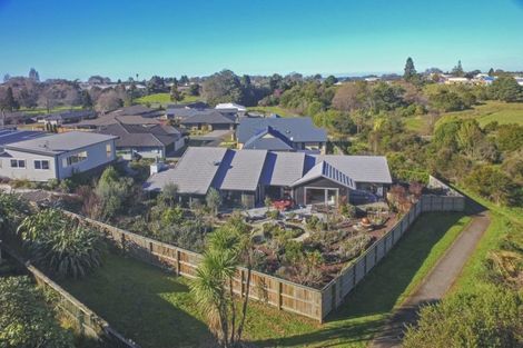 Photo of property in 42 Uretara Drive, Katikati, 3129