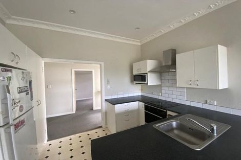 Photo of property in 62 Kelburn Parade, Kelburn, Wellington, 6012