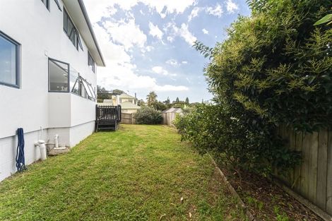 Photo of property in 50a Noeleen Street, Glenfield, Auckland, 0629