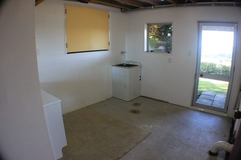 Photo of property in 29 Cypress Drive, Maungaraki, Lower Hutt, 5010