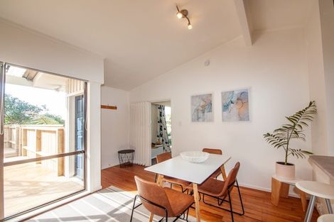 Photo of property in 24 Chisbury Street, Churton Park, Wellington, 6037