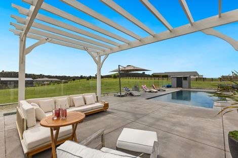 Photo of property in 1 Fernbird Grove, Kerikeri, 0294