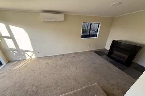 Photo of property in 3/76 Kaurilands Road, Titirangi, Auckland, 0604