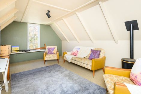 Photo of property in 31 Redwood Grove, Hokowhitu, Palmerston North, 4410