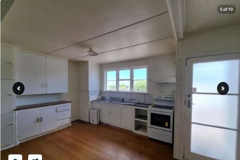 Photo of property in 3 Donovan Avenue, Massey, Auckland, 0614