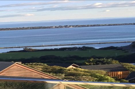 Photo of property in 17 Selleck Street, Mount Pleasant, Christchurch, 8081