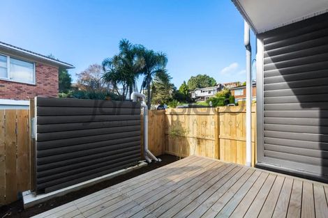 Photo of property in 5/5 Chevis Place, Pakuranga, Auckland, 2010