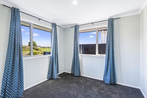 Photo of property in 35 Pohe Street, Waikanae, 5036