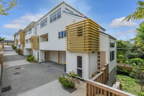 Photo of property in 7/3 Coronation Road, Hillcrest, Auckland, 0627