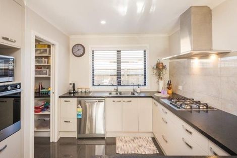 Photo of property in 6 Varsity Heights, Fitzherbert, Palmerston North, 4410