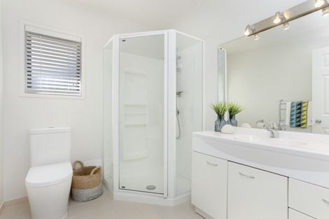 Photo of property in 30 Potts Road, Whitford, Howick, 2571