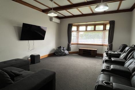 Photo of property in 376 College Street, Hokowhitu, Palmerston North, 4410