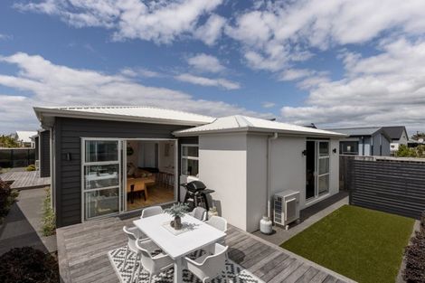 Photo of property in 24 Knightia Drive, Papamoa Beach, Papamoa, 3118