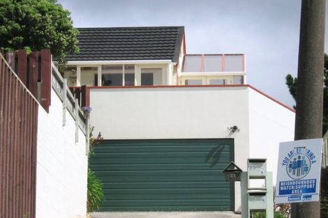 Photo of property in 21 Maple Grove, Kingston, Wellington, 6021