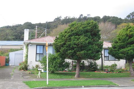 Photo of property in 44 Farmer Crescent, Taita, Lower Hutt, 5011