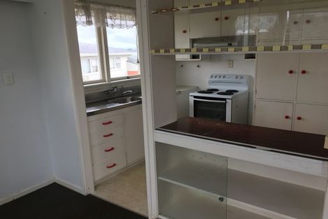 Photo of property in 1/50 Pilkington Road, Panmure, Auckland, 1072