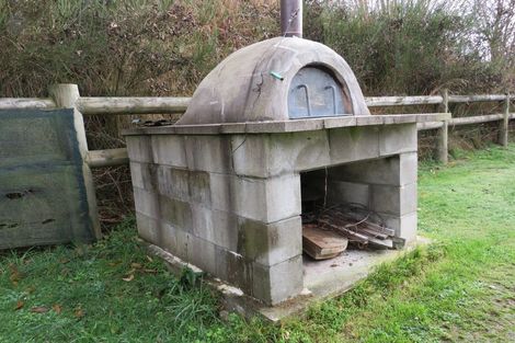 Photo of property in 54 Welshmans Gully Road, Waikaia, 9778