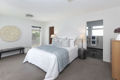 Photo of property in 1 Hanover Place, Ilam, Christchurch, 8041