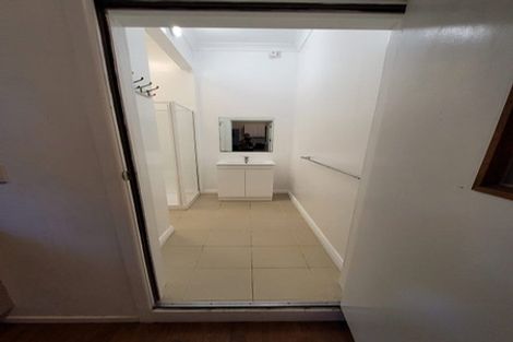 Photo of property in 48 Aurora Terrace, Kelburn, Wellington, 6012