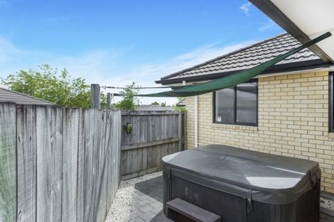 Photo of property in 19 Wiltshire Drive, Huntington, Hamilton, 3210