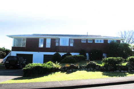 Photo of property in 4 Polandson Place, Opaheke, Papakura, 2113