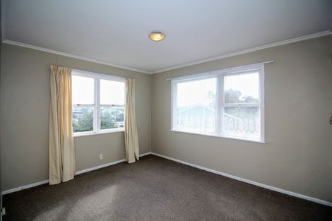 Photo of property in 37 Mountbatten Avenue, Hillcrest, Auckland, 0627