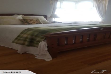 Photo of property in 37 Harrison Street West, Featherston, 5710