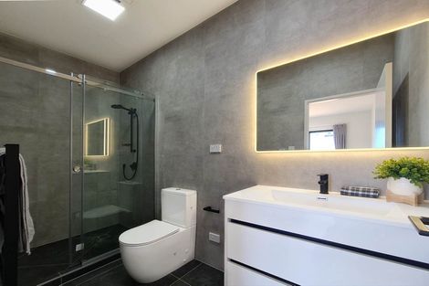 Photo of property in 4 Frontier Lane, Flat Bush, Auckland, 2019