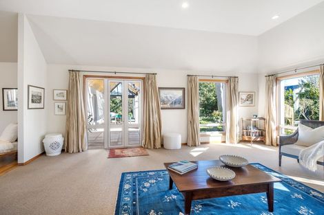 Photo of property in 19 Garreg Road, Fendalton, Christchurch, 8052