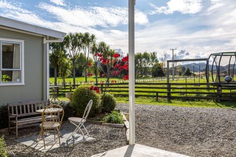 Photo of property in 291 Hinemoa Valley Road, Kaitawa, Pahiatua, 4981