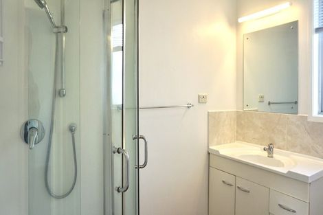 Photo of property in 15 Reelick Avenue, Pakuranga Heights, Auckland, 2010