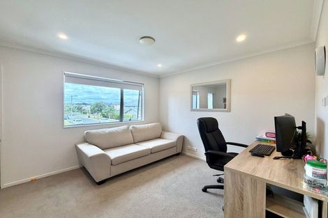 Photo of property in 37 Pencaitland Drive, Flat Bush, Auckland, 2019