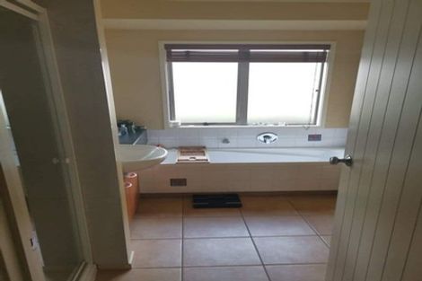 Photo of property in 14 Aviara Court, Northpark, Auckland, 2013