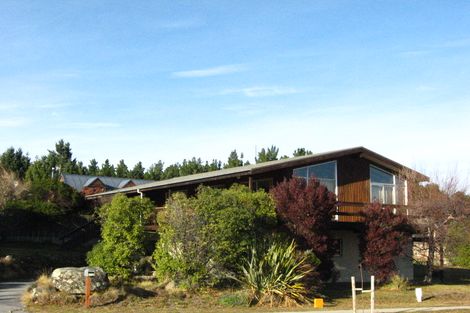 Photo of property in 7 Oregon Drive, Kelvin Heights, Queenstown, 9300