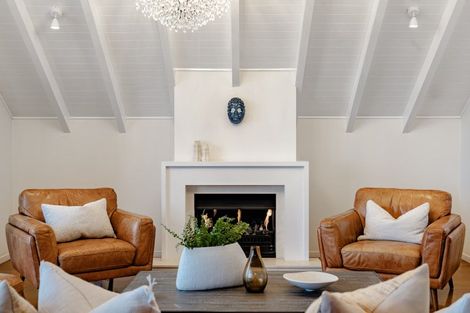 Photo of property in 20 King Edward Parade, Devonport, Auckland, 0624