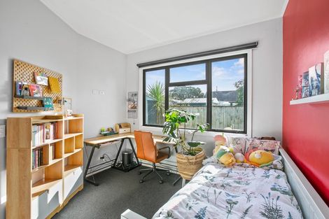 Photo of property in 482b Saint Aubyn Street, Moturoa, New Plymouth, 4310