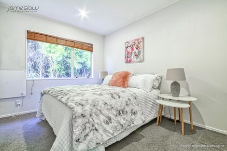 Photo of property in 13a Flanshaw Road, Te Atatu South, Auckland, 0610