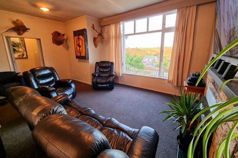 Photo of property in 6 Devon Street, Patea, 4520