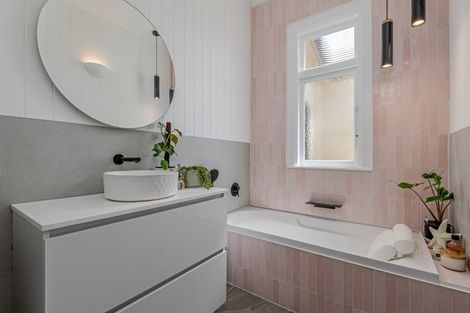 Photo of property in 23 Haydon Street, Roslyn, Palmerston North, 4414