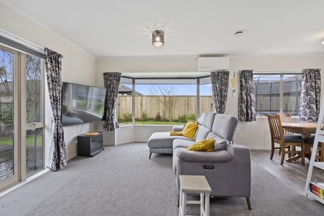 Photo of property in 10 Estate Grove, Inglewood, 4330