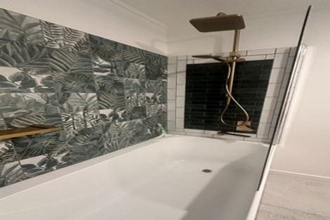 Photo of property in Mendosa Terraces Apartments, 3/9 Ebor Street, Te Aro, Wellington, 6011