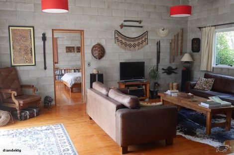 Photo of property in 163 Ocean Beach Road, Tairua, 3508