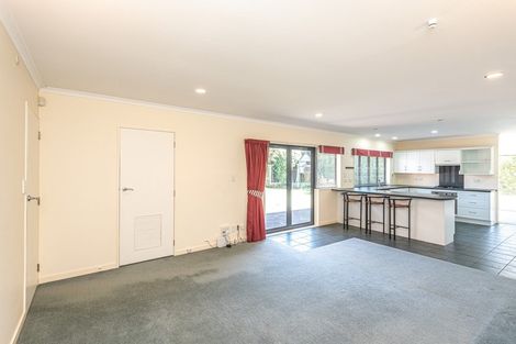 Photo of property in 18 Holdsworth Drive, Otamatea, Whanganui, 4500