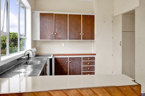 Photo of property in 18 Cameron Street, Hawera, 4610