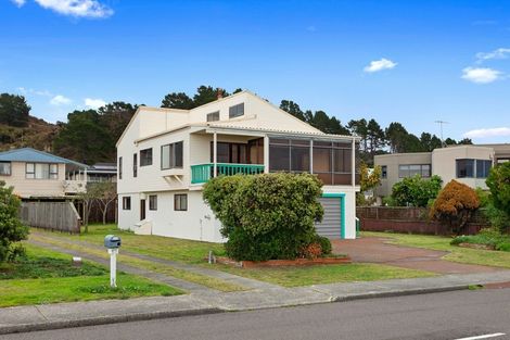 Photo of property in 32 Ocean Road, Ohope, 3121