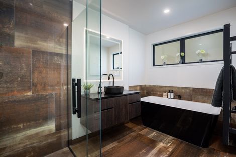 Photo of property in 46 Fernbrook Drive, Hurworth, New Plymouth, 4310